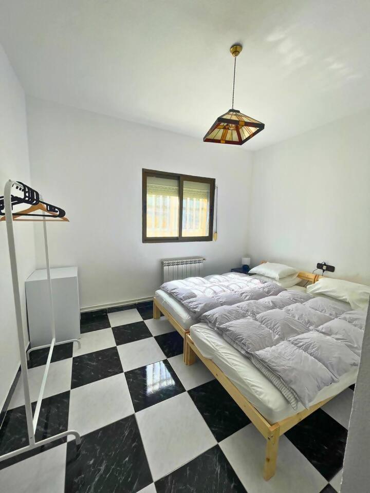 Casa Con Jardin En Ogijares Villa Buitenkant foto